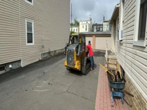 Repairing Asphalt